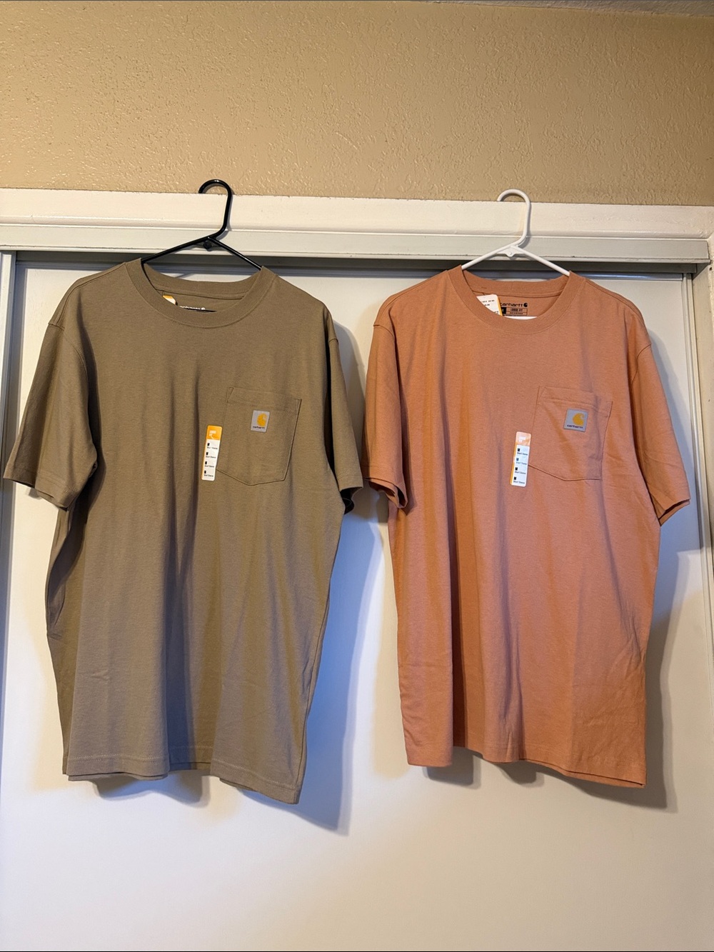 Carhartt Pocket Tees in Olive Green & Terracotta size Medium men’s loose fit